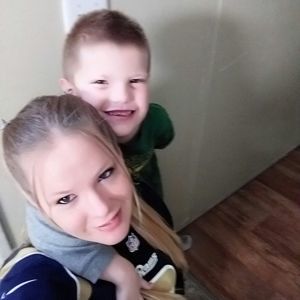 Meet your Posher, Deveney